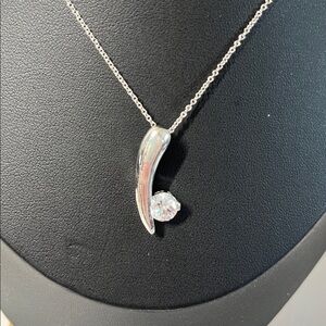 STERLING Silver Necklace with Crystal Pendant. 18”